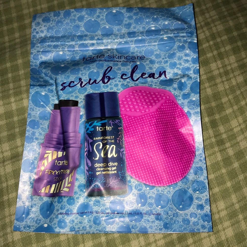 NWT Limited Edition Tarte Scrub Clean Set